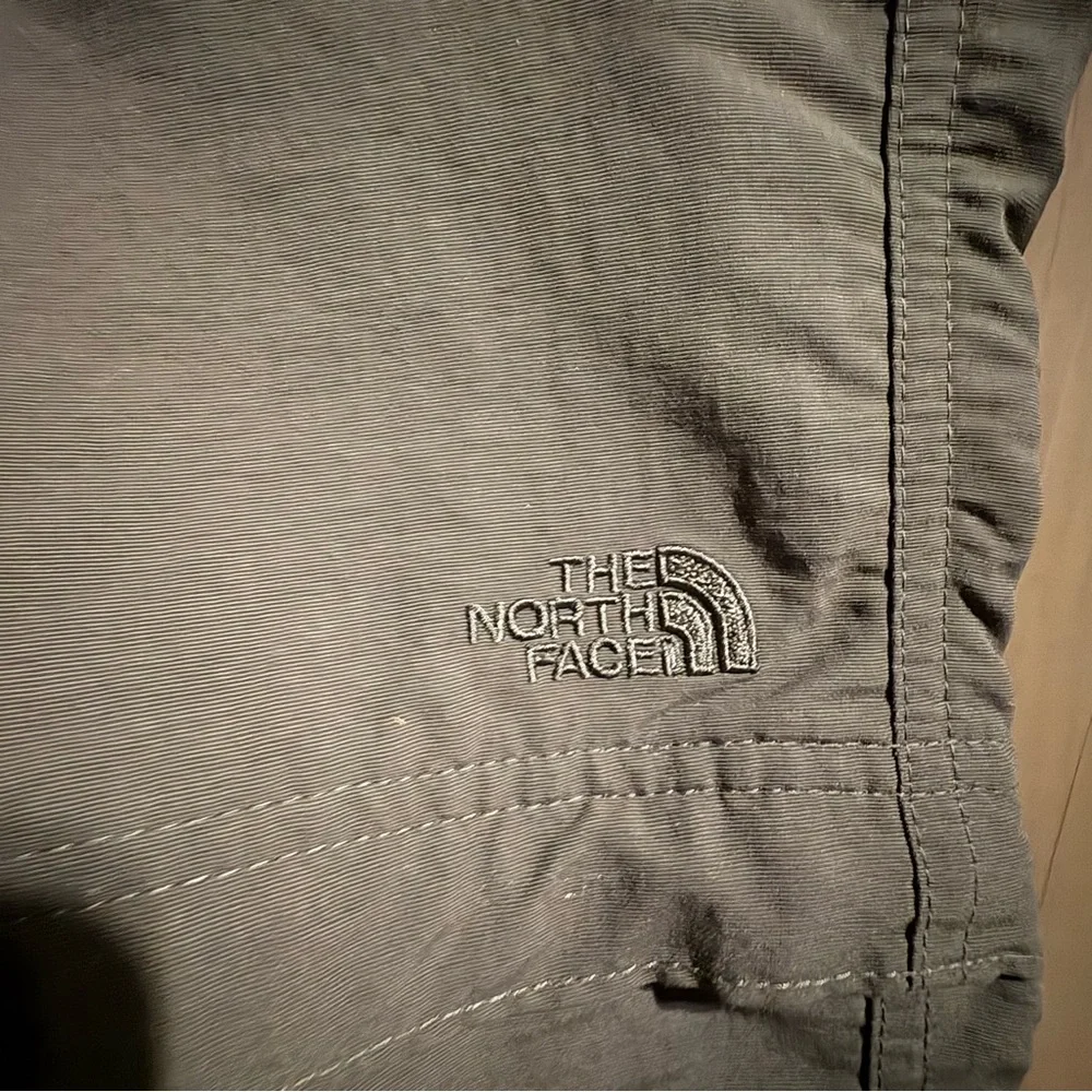 The North Face Convertible Cargo Hiking Pants Mens XXL Charcoal Gray Technical